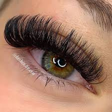 Online Semi-Permanent Russian Volume Eyelash Extension Training Course